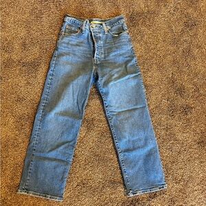 Women’s Levi’s ribcage straight ankle jeans